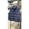 Image 2 : 3 PUFFY VESTS AND PUFFY JACKET, SIZE MEDIUM AND LARGE