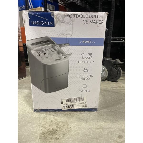 INSIGNIA 26LB PORTABLE ICE MAKER - TESTED WORKING, RETAIL $199