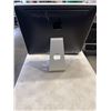 Image 2 : 21.5" IMAC COMPUTER W/ KEYBOARD AND MOUSE - RESET