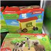 Image 2 : LOT OF NEW SCHLEICH FARMHOUSE PLAY SETS PACKAGING NOT IDEAL