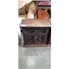 Image 2 : PAIR OF VINTAGE SOLID WOOD NIGHT STANDS