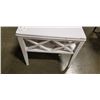 Image 3 : WHITE COFFEE TABLE