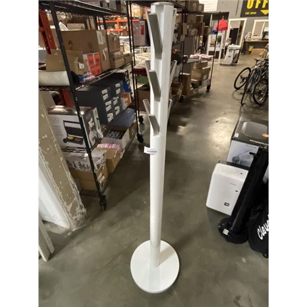 WHITE MODERN COAT TREE