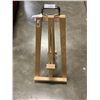 Image 1 : LOOMIS AND TOLES WOOD FOLDING PORTABLE EASEL