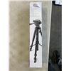 Image 1 : INSIGNIA 58" TRIPOD