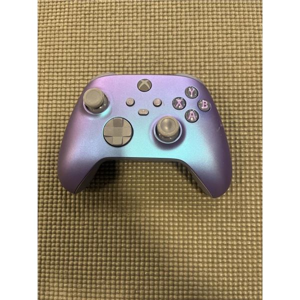 XBOX WIRELESS CONTROLLER - TESTED WORKING, RETAIL $74