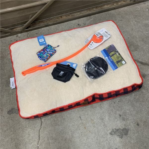 NEW DOG BED AND DOG ACCESSORIES