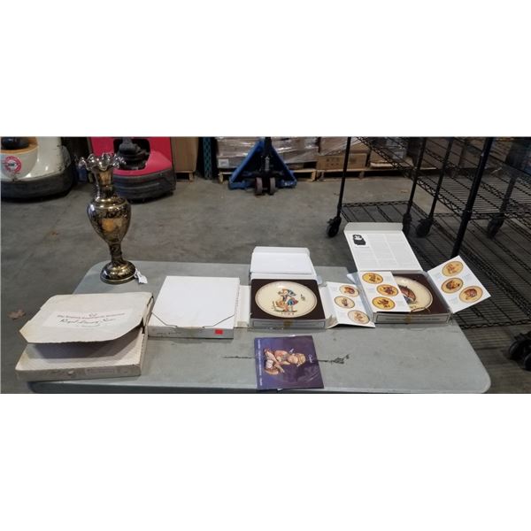 4 COLLECTOR PLATES - 2 HUMMEL, AND DECORATIVE VASE