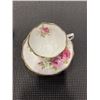 Image 5 : ROYAL ALBERT 3PC 8 PLACE TEA SETTING W/ 3 TIERED DESSERT TRAY
