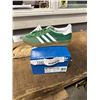 Image 1 : NEW PAIR OF ADIDAS GAZELLE SHOES SIZE US 4.5