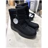 Image 2 : 2 NEW SIZE 10 MENS WINTER BOOTS