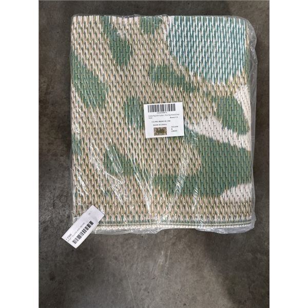 NEW 5X8FT YELLOW AND BEIGE REVERSIBLE WATERPROOF OUTDOOR / CAMPING / PICNIC CARPET IN ZIPPERED BAG W