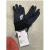 Image 2 : NEW NIKE WOMENS SIZE MEDIUM GLOVES AND NEW NIKE BEANIE
