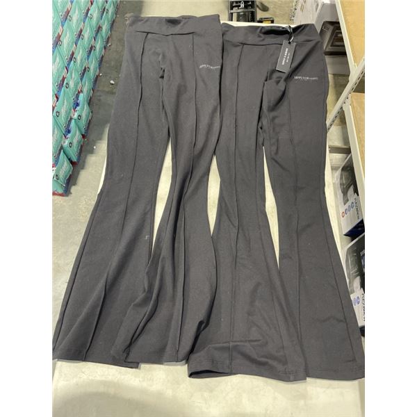 2 NEW PAIRS LADIES "SUPPLY AND DEMAND" YOGA FLARE PANTS - SIZE SMALL