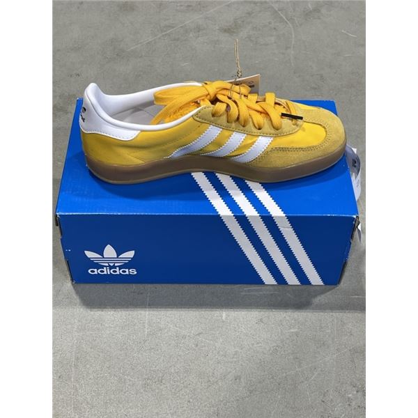 NEW PAIR OF ADIDAS GAZELLE SHOES SIZE US 4.5