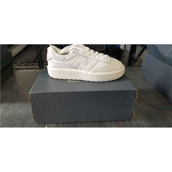 NEW PAIR OF NEW BALANCE CT302 WHITE PURPLE SHOES SIZE WOMENS 8.5, MENS 7