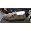 Image 3 : NEW PADMORE AND BARNES  M665 SUEDE OLIVE SIZE 8 RETAIL $250