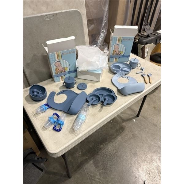 3 NEW BABY FEEDING SETS, SILICONE DISHWASHER AND MICROWAVE SAFE, ASSORTED COLOR AND VARIATIONS PER L
