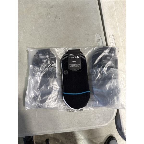 3 NEW 3 PACKS OF STANCE GAMUT ANKLE SOCKS SIZE LARGE