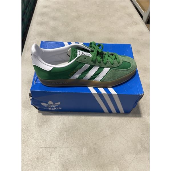 NEW PAIR OF ADIDAS GAZELLE SHOES SIZE US 6