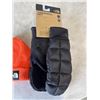 Image 2 : NEW NORTHFACE KNITTED AND LINED TOQUE AND NEW NORTH FACE THERMOBALL SIZE LARGE GLOVES