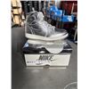Image 1 : NEW NIKE WOMENS AIR JORDAN 1 RETRO HIGH OG METALLIC SILVER SIZE US 8
