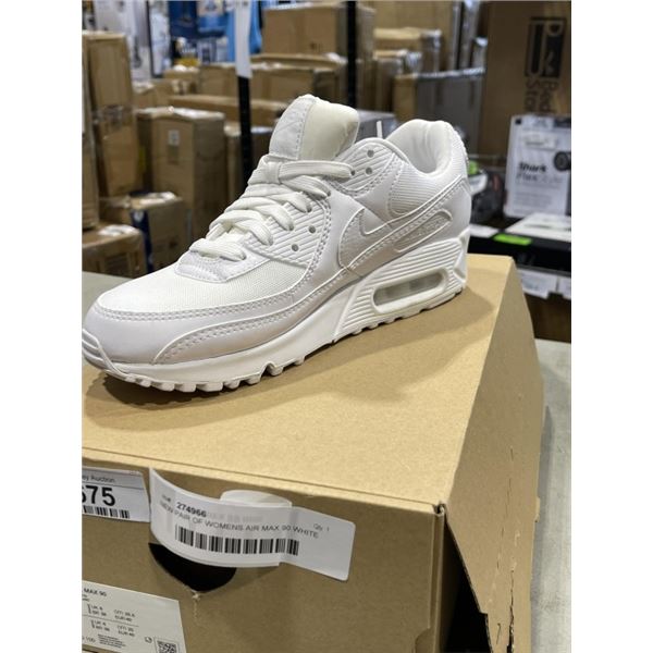 NEW PAIR OF WOMENS AIR MAX 90 WHITE SIZE WOMENS 8.5