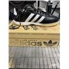 Image 1 : NEW PAIR OF ADIDAS SAMBA MN UNISEX SIZE US 8.5
