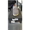 Image 2 : NEW PADMORE AND BARNES WEAVER NAPPY SUEDE STYLE M387 SIZE 9 RETAIL $260