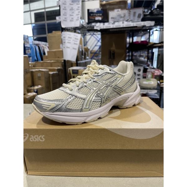 NEW ASICS GEL-1130 CREAM RUNNERS SIZE US 6 MEN, 7.5 WOMENS