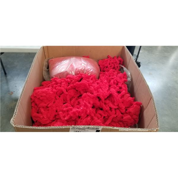 CASE OF MOP HEAD FABRIC PIECES
