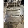 Image 1 : VINTAGE CRAFTSMANB TABLE SAW ON ROLLING STAND