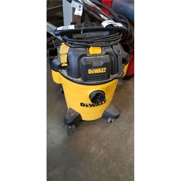 DEWALT SHOP VAC, WORKING NO HOSE