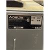 Image 4 : DELTA PLATINUM EDITION 14 INCHG BANDSAW ON ROLLING BASE