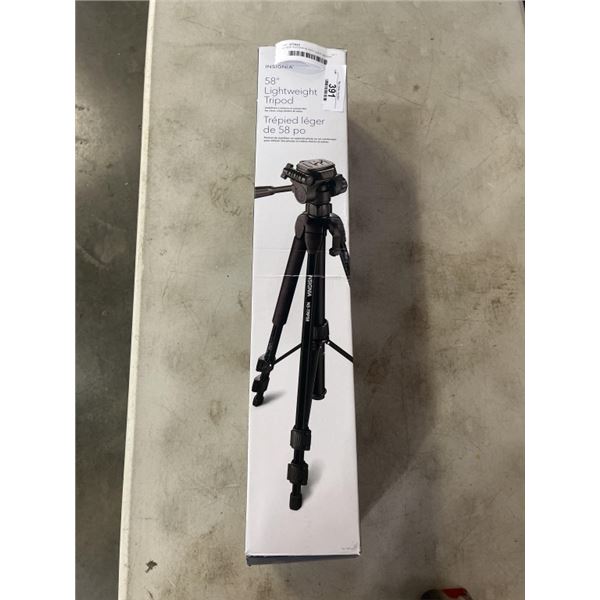 AS NEW INSIGNIA 58 INCH LIGHT WEIGHT TRIPOD