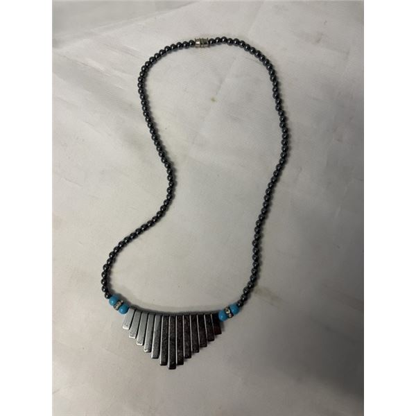 BLACK ALASKAN DIAMOND HEMETITE BEADS NECKLACE