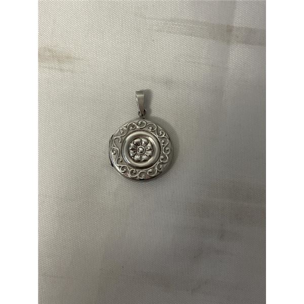 VINTAGE STERLING SILVER HINGED PICTURE LOCKET PENDANT, MARKED 925