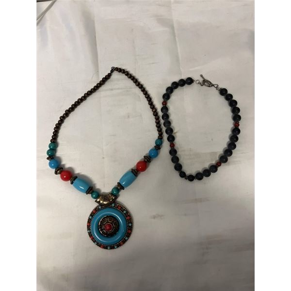 VINTAGE HEAVY BLACK STONE BEADS NECKLACE STERLING SILVER TOGGLE MARKED 925 AND HAND CRAFTED NECKLACE