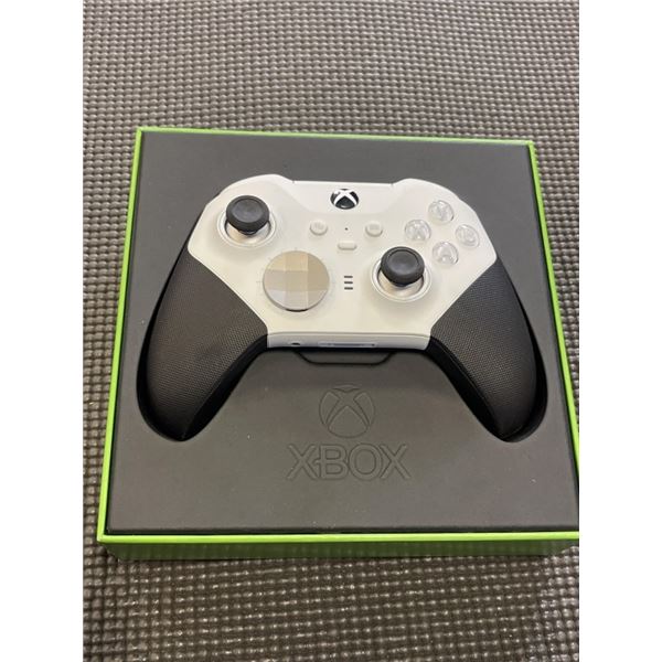 XBOX ELITE SERIES 2 CORE CONTROLLER WORKER