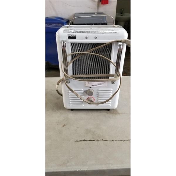 DAYTON 1500W ELECTRIC HEATER WORKING