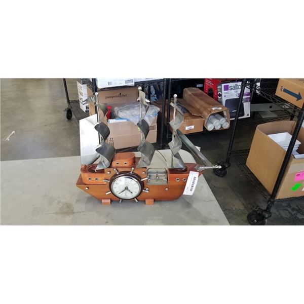 VINTAGE UNITED MADE IN USA SHIP CLOCK