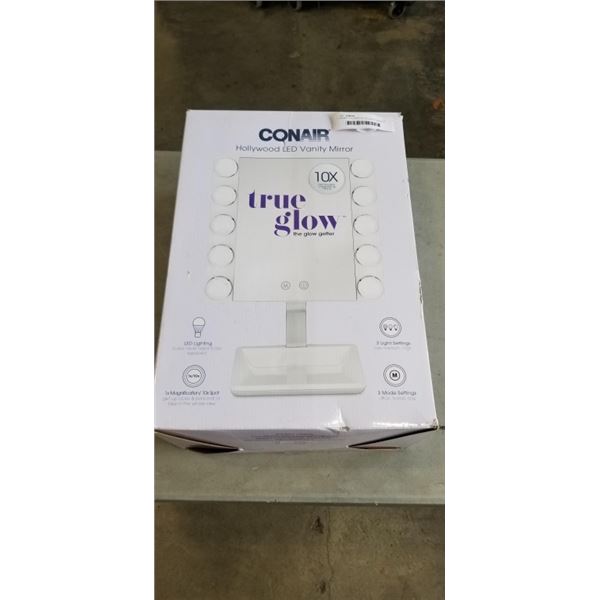 CONAIR HOLLYWOOD LED VANITY MIRROR