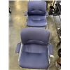 Image 1 : 2 BLUE OFFICE CHAIRS