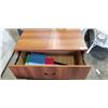 Image 2 : 2 DRWER FILE CABINET