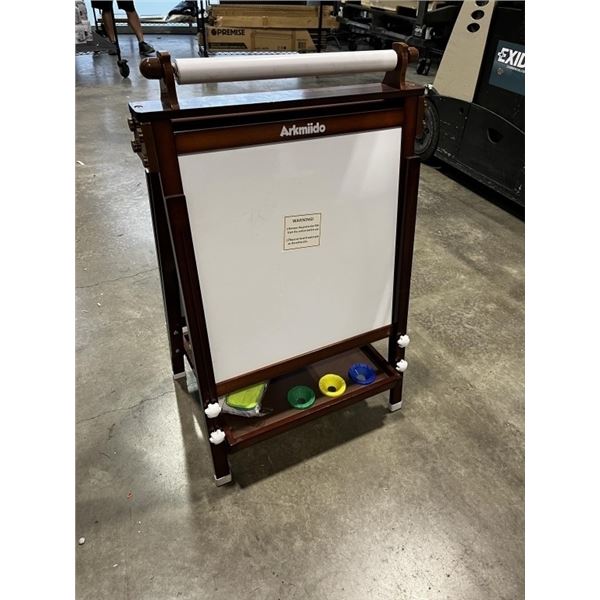NEW ARKMIIDO WOODEN KIDS ARITIST EASEL SET