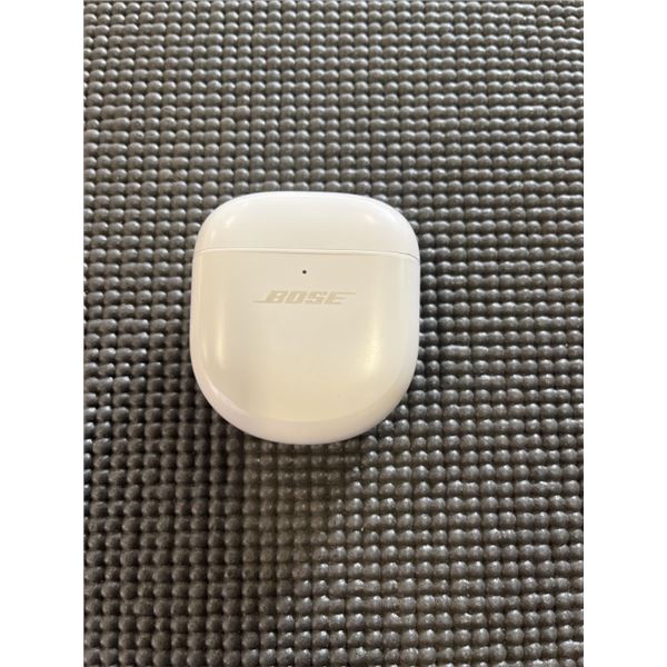 BOSE QUIETCOMFORT ULTRA IN EAR NOISE CANCELLING TRUE WIRELESS EARBUDS - TESTED WORKING, RETIAL $249
