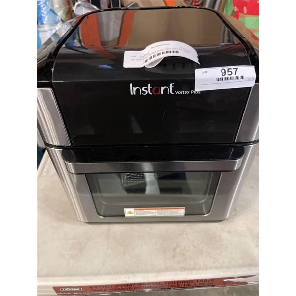 AS NEW DEMO INSTANT POT VORTEX PLUS 10QT AIR FRY OVEN - TESTED WORKING, RETAIL $199