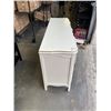 Image 3 : FRENCH PROVINCIAL WHITE DRESSER