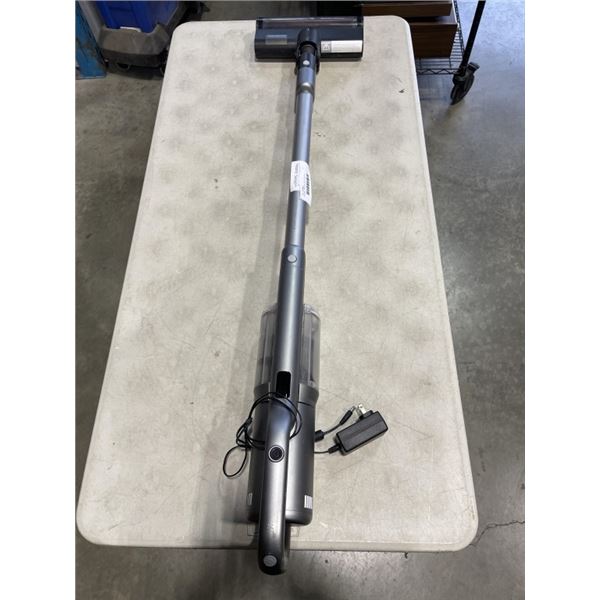 ROIDME CORDLESS VACUUM WITH CHARGER, WORKING