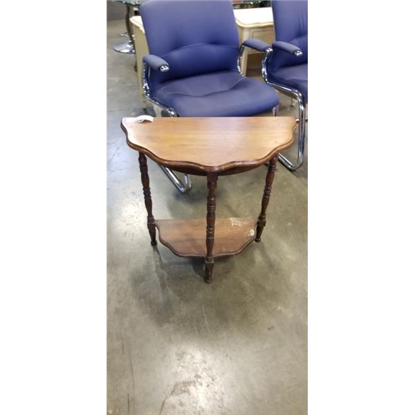 VINTAGE D TABLE